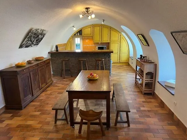 Les Distinguees - Manoir De Bessodes Отель типа 