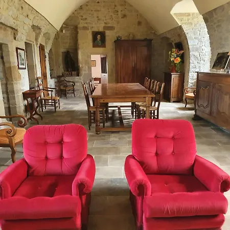 Bed & Breakfast Les Distinguees - Manoir De Bessodes Recoules-Previnquieres